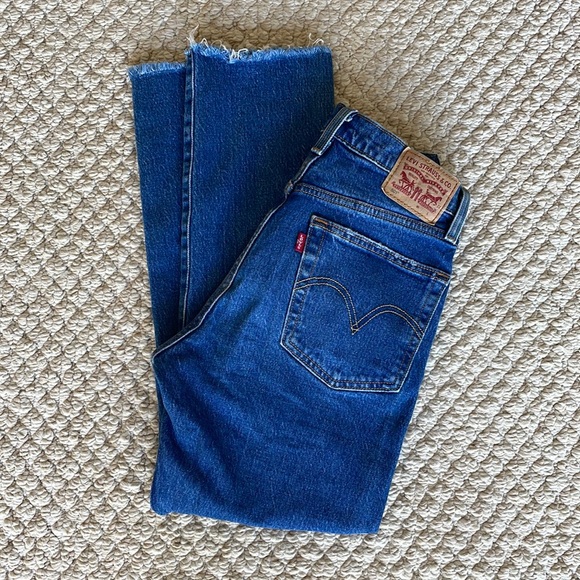 Levi’s 501 button up jeans - Picture 1 of 5